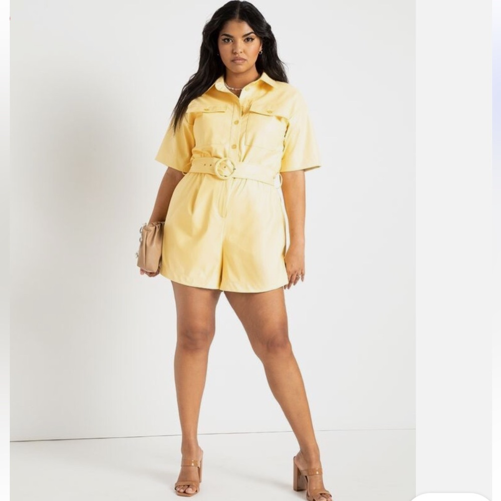 Eloquii Vegan Faux Leather Yellow Belted Romper Shorts with Pockets Size 20